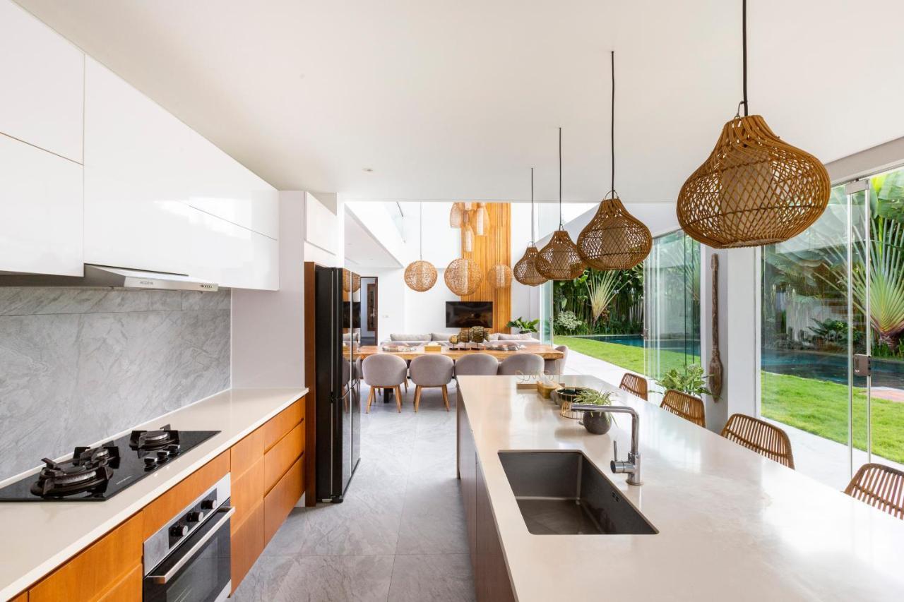 The Jendela House Villa Canggu Exteriör bild